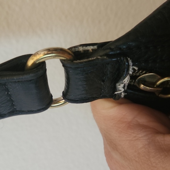 VINTAGE FOSSIL BLACK PEBBLED LEATHER SHOULDER BAG WITH FRONT POCKET - Picture 11 of 13